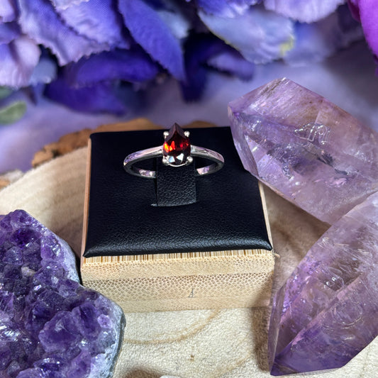 Sterling Silver Faceted Teardrop Garnet Ring